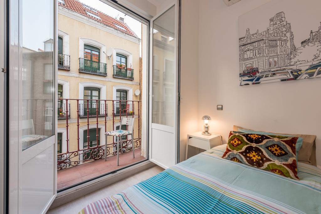 Latina Sol * Madrid